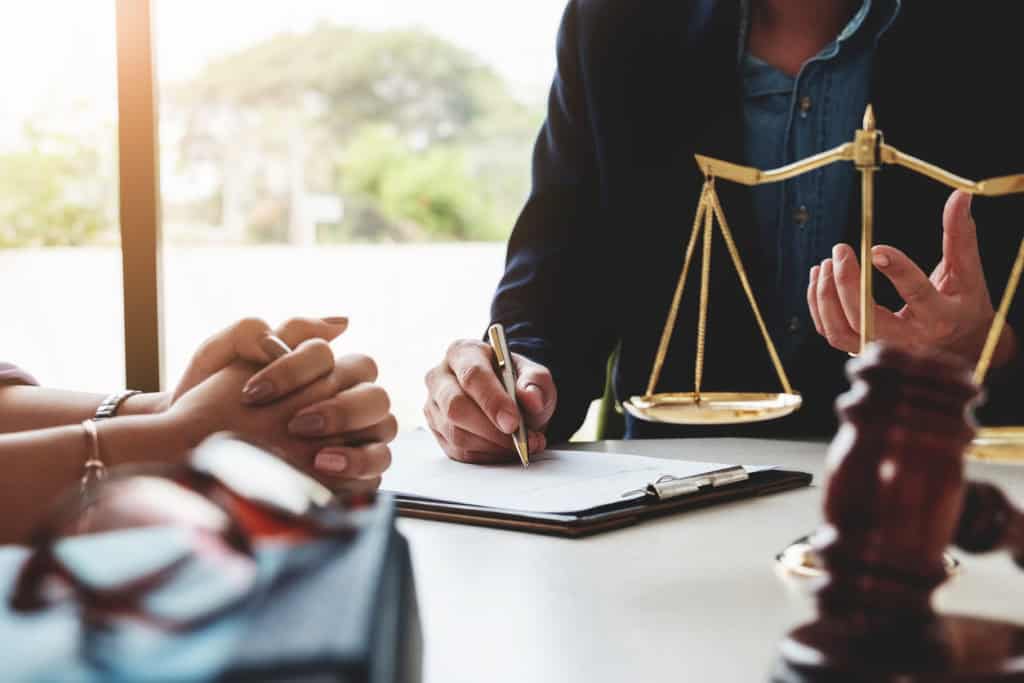 Court Applications vs. Mediation: A Less Stressful Path with EH Mediation Lambeth